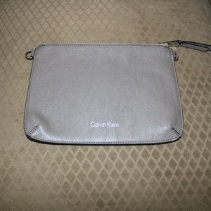 Calvin Klein grey leather envelope clutch-…